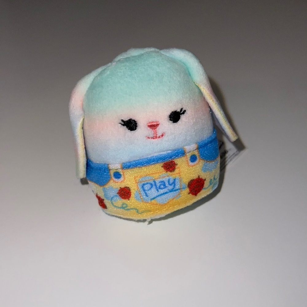 Squishmallows Squishville Wu the Bunny 🐰💛
